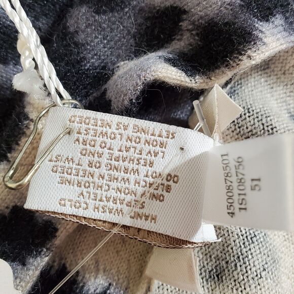 Chico's Wild Sadie Cardigan Sweater 1 Medium Black Gray Leopard Silk Angora NWT - Picture 5 of 7